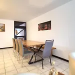 Casa vacanze Stylový Dům U Vinic S Bazénem Dubnany