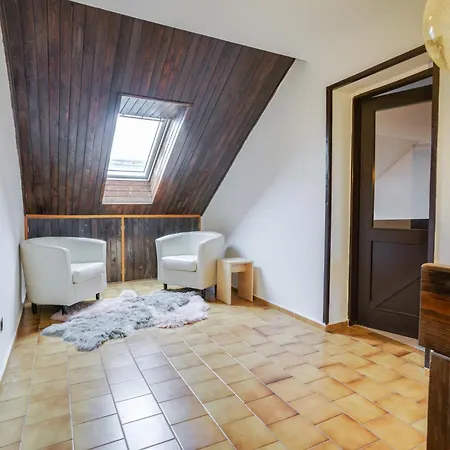 Casa de Férias Stylovy Dum U Vinic S Bazenem *